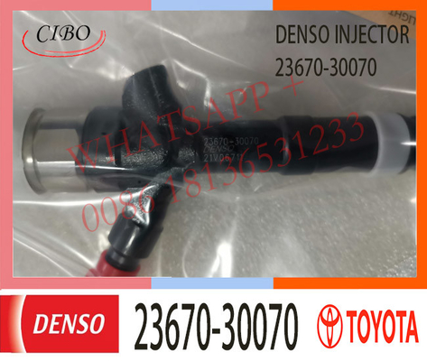 Common Rail Injector 095000-5251 23670-30070 For Toyota Hilux 1KD-FTV 2KD-FTV LAND CRUISER